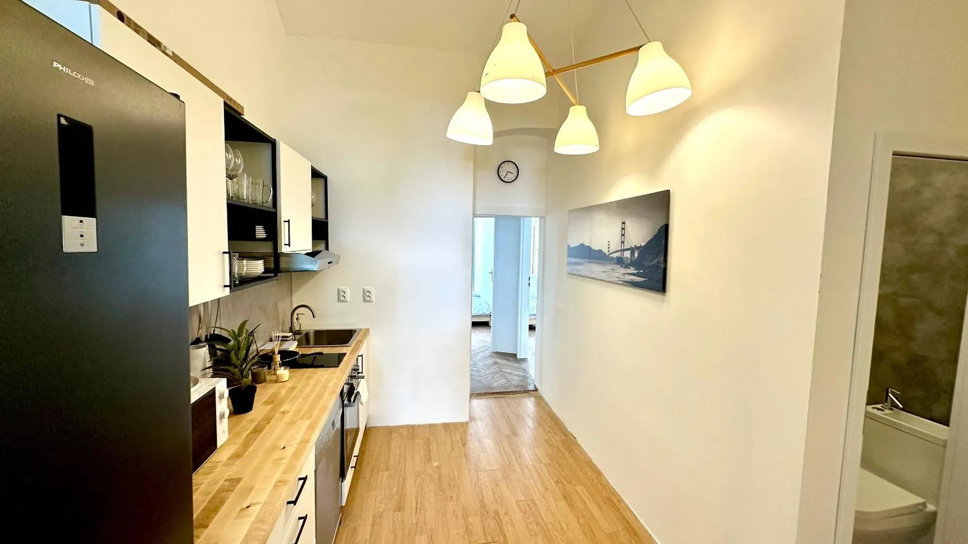 Lejlighed Best Location In Prague! 4 Bedrooms And Super Host! Tjekkiet